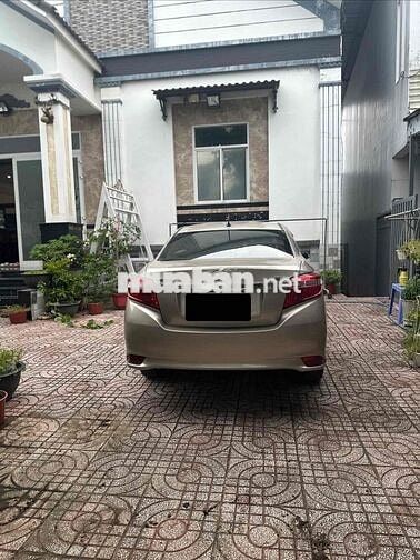 Toyota Vios 2017 Vàng cát