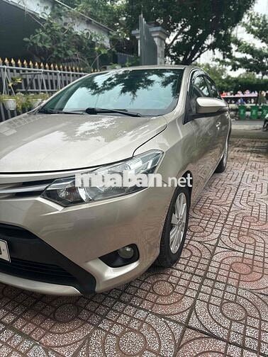 Toyota Vios 2017 Vàng cát