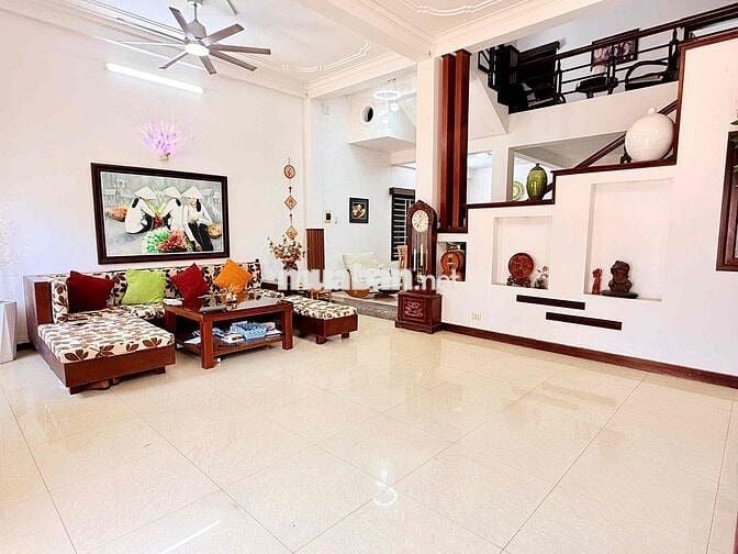 CHO THUÊ NHÀ ĐẸP 2 TẦNG (118m²) – FULL NỘI THẤT – GẦN BIỂN