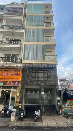 cho thuê nguyên căn mặt tiền trung tâm q10