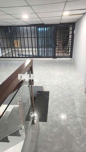 BÁN NHÀ 4x17 gác suốt, đúc giả kiên cố (còn TL)
