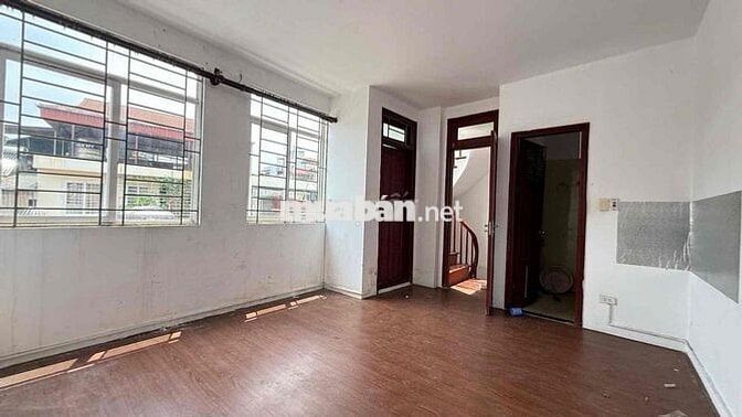 BÁN NHÀ PHỐ QUAN NHÂN, ngõ nông, không QH6 tầng-45m2-mt4.6m-9 TỶ