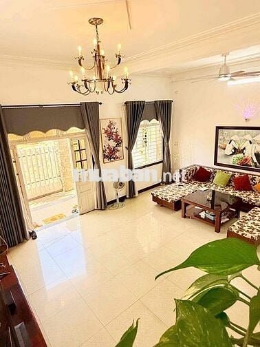 CHO THUÊ NHÀ ĐẸP 2 TẦNG (118m²) – FULL NỘI THẤT – GẦN BIỂN