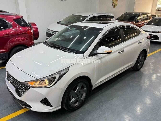 Hyundai Accent 2024 ATH 8000 km Trắng