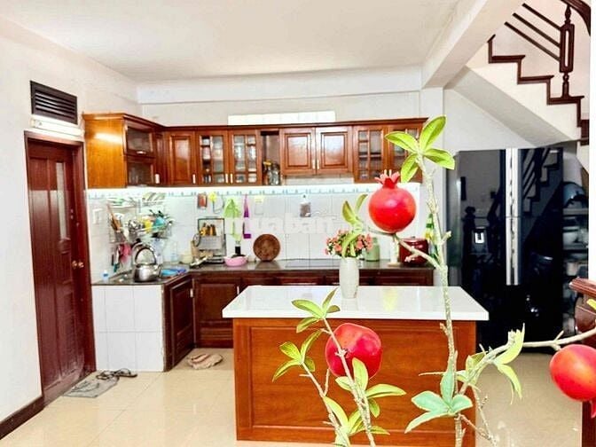 CHO THUÊ NHÀ ĐẸP 2 TẦNG (118m²) – FULL NỘI THẤT – GẦN BIỂN