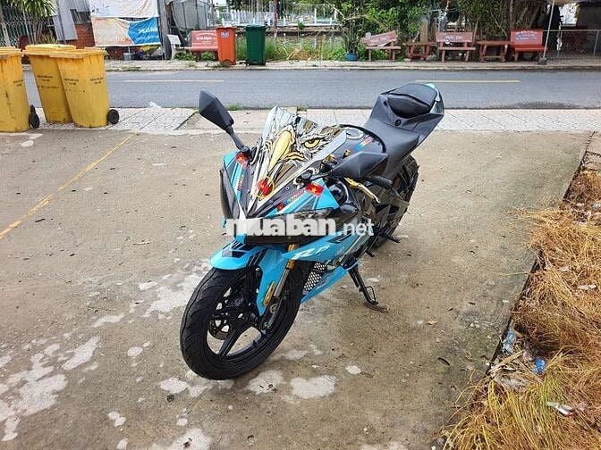 Yamaha R15 Nhập khẩu Đen, xanh dương