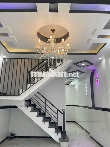 NHÀ SỔ RIÊNG 2TY5 - 4 TẦNG , HỖ TRỢ VAY BANK - LONG HẬU ĐƯỜNG 826C