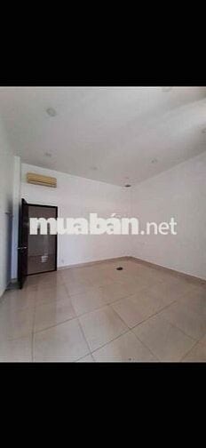 nhà 1 trệt 1 lầu đường số 1 giao đường B Hiệp Bình 2pn đường oto