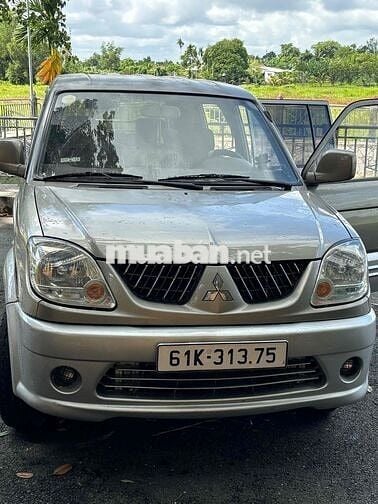 Mitsubishi Jolie 2004 Số sàn Bạc