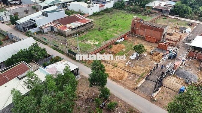 Bán đất ngay chợ và ngã 3 Trà Cổ, gần Quốc lộ 1A và KCN  Giang Điền