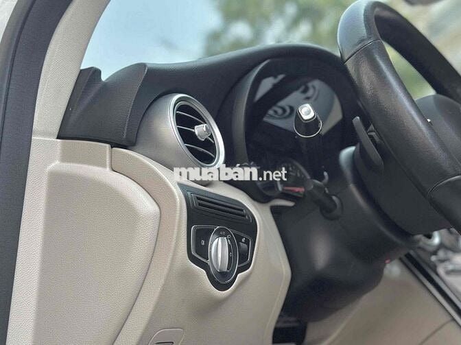 Mercedes-Benz GLC 200 2020 Trắng 65.000 km