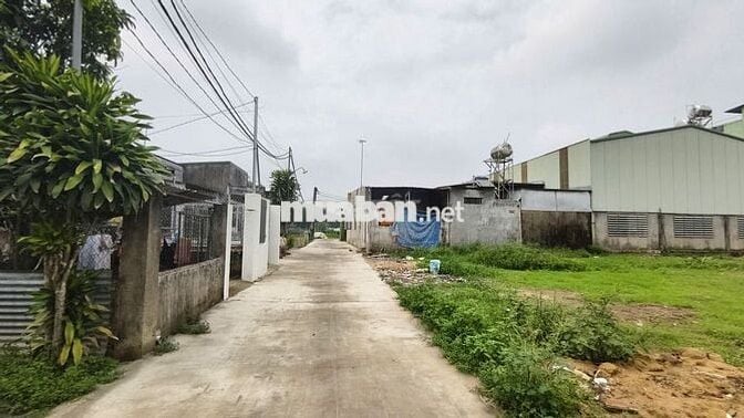 Bán đất ngay chợ và ngã 3 Trà Cổ, gần Quốc lộ 1A và KCN  Giang Điền