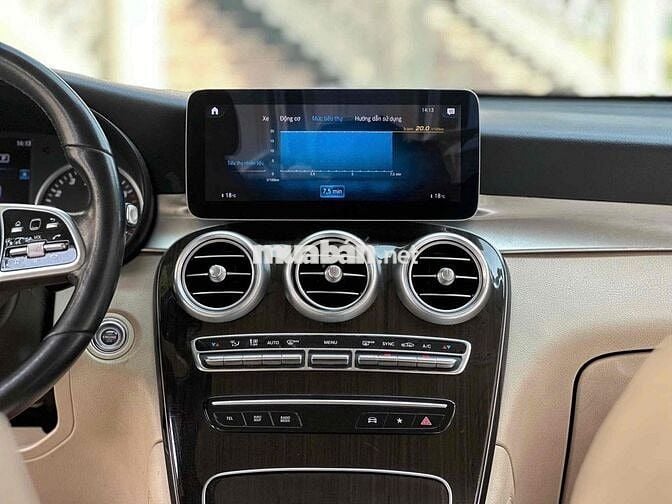 Mercedes-Benz GLC 200 2020 Trắng 65.000 km