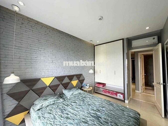 Cho thuê căn hộ 3 phòng ngủ 2WC. chung cư Garden Gate. gần sân bay TSN
