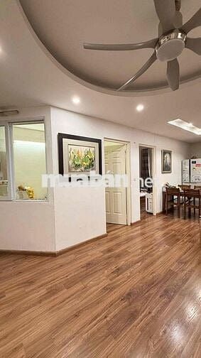 Bán chung cư mặt đường trần phú