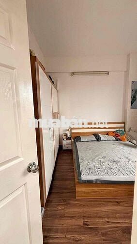 Bán chung cư mặt đường trần phú