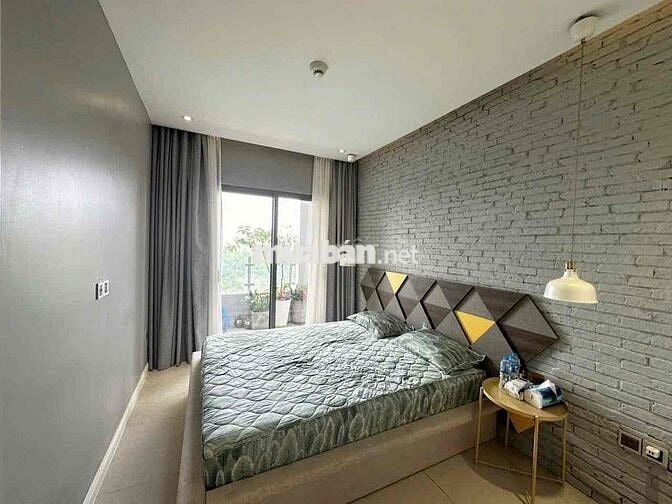 Cho thuê căn hộ 3 phòng ngủ 2WC. chung cư Garden Gate. gần sân bay TSN