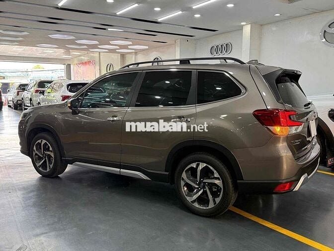 Subaru Forester 2.0IS ES 2024 7.000 km Nâu