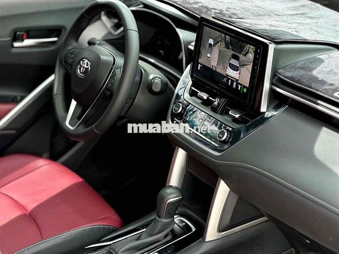 Siêu Lướt Toyota Corolla Cross 1.8V 2025 8.000 km