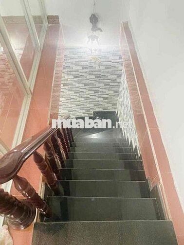 NHÀ CUỐI ĐƯỜNG THỐNG NHẤT. TRỆT LẦU 4PN. ĐƯỜNG XE HƠI