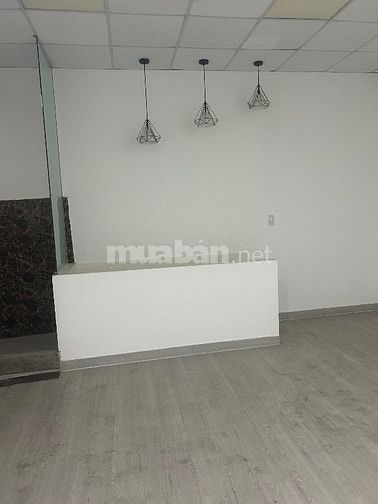 CHO THUÊ NHÀ QUẬN 1 MẶT TIỀN NGAY TẠI TRUNG TÂM