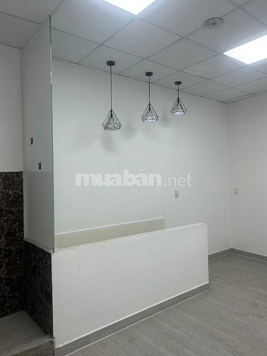 CHO THUÊ NHÀ QUẬN 1 MẶT TIỀN NGAY TẠI TRUNG TÂM