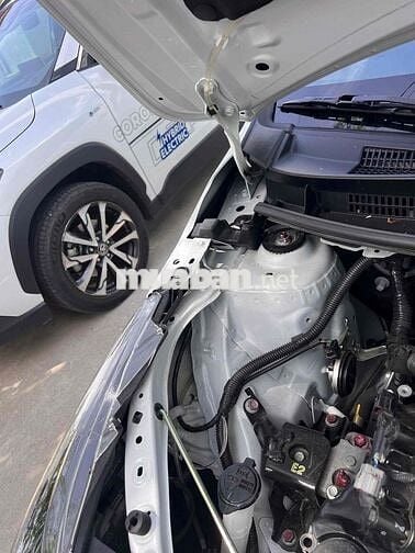 Toyota Vios E CVT 2025 4.000 km Trắng