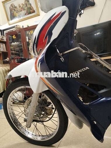 Honda Future Trắng, xanh, cam