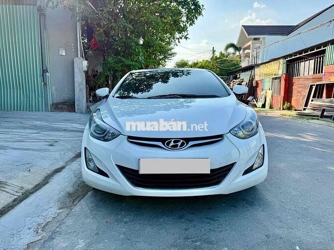 Hyundai Elantra GLS 1.8 Trắng Da 100000 km