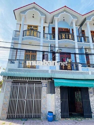 Cho thuê nhà 1 Trệt 2 Lầu gần sân vận động Đông Hoà