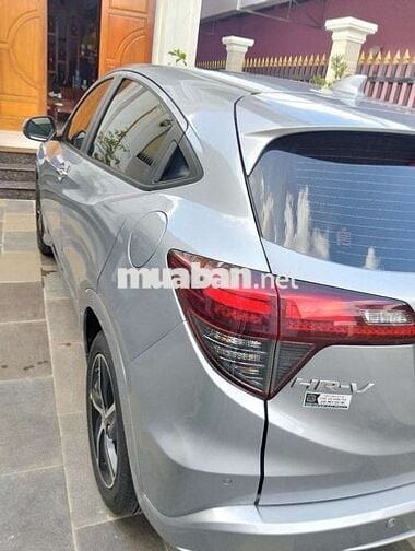 Honda HRV-L 2018 Bạc Tự động 130.000 Km