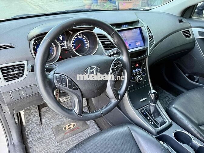 Hyundai Elantra GLS 1.8 Trắng Da 100000 km