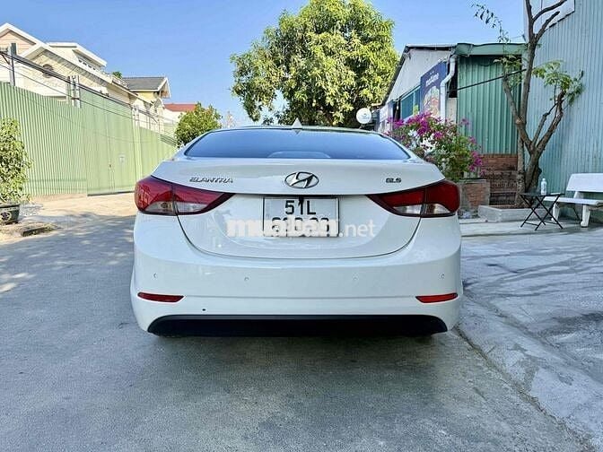 Hyundai Elantra GLS 1.8 Trắng Da 100000 km