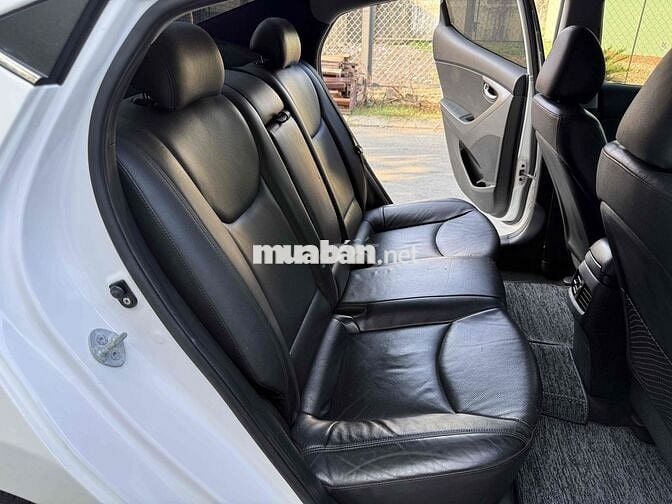 Hyundai Elantra GLS 1.8 Trắng Da 100000 km