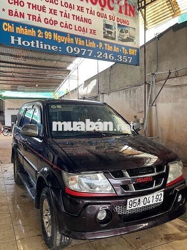 Isuzu Hi-Lander Nâu 7 chỗ