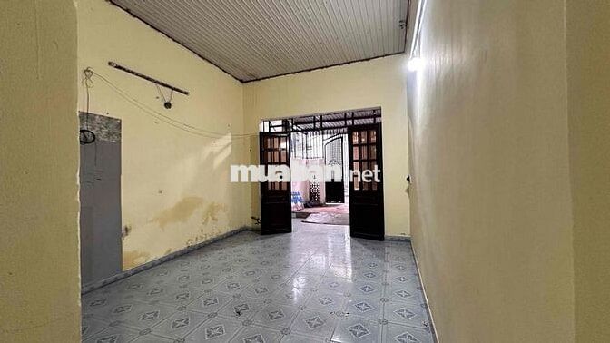 cho thuê nhà cấp 4 nguyên căn 100m2