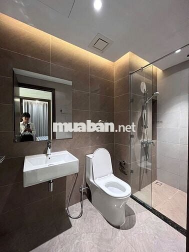 Căn Diamond Alnata 2pn-2wc nhà mới, nội thất cao cấp, hiện đại, ở liền