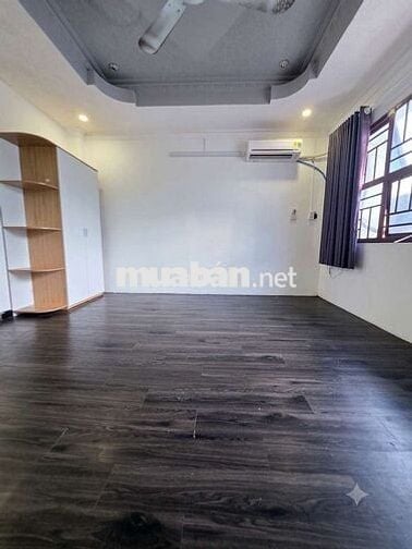 pPhòng 35m2 Âu Cơ rộng thoáng, ở 2-3 bạn, sát Đại học Văn Hiến