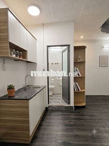 pPhòng 35m2 Âu Cơ rộng thoáng, ở 2-3 bạn, sát Đại học Văn Hiến