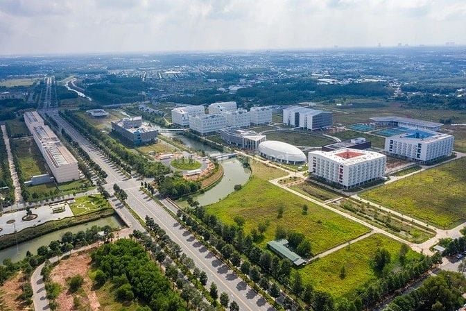 Bán 300m2 sát cổng ĐH Việt Đức phường thới hòa