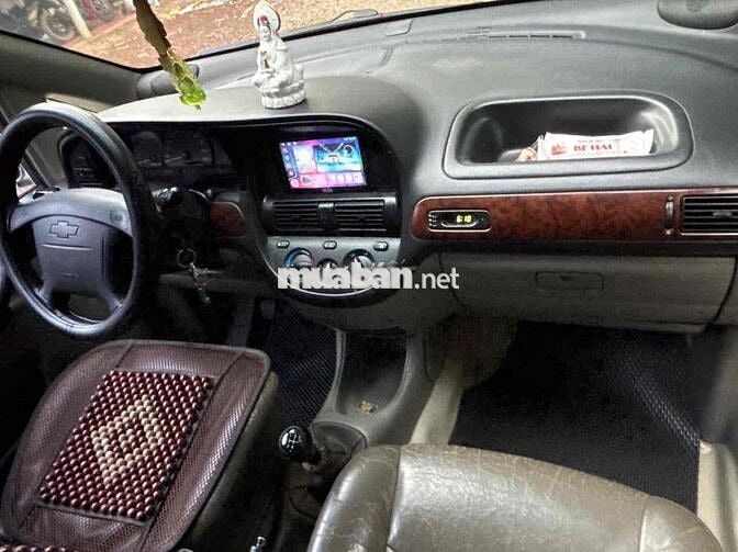Chevrolet Vivante Bạc 7 chỗ