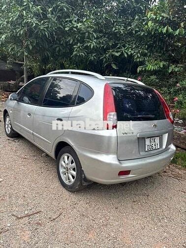 Chevrolet Vivante Bạc 7 chỗ