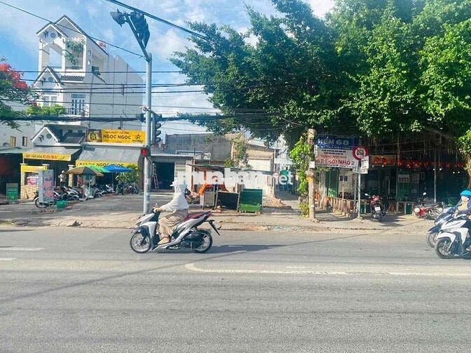 Bán 41m2 Đất Mặt Tiền Đường CMT8 Vị Trí Vip