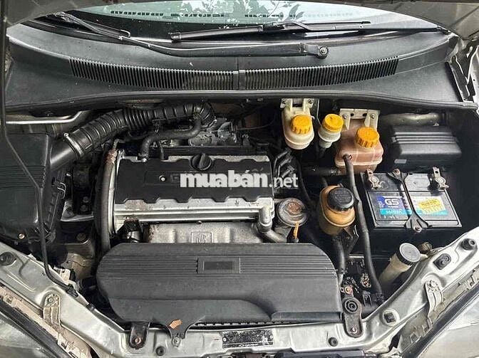 Chevrolet Vivante Bạc 7 chỗ