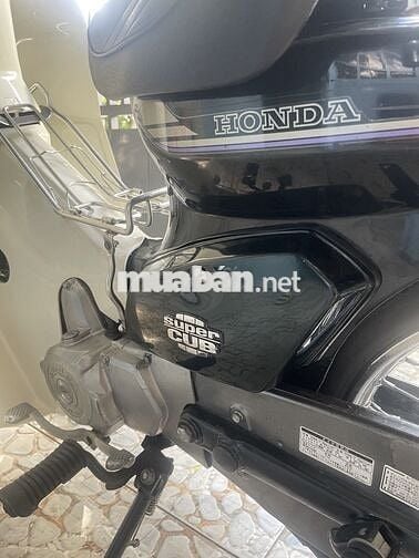 Honda Super Cub Trắng, Đen Nhật Bản