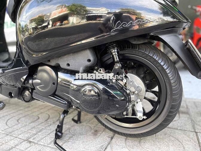 📣 Piaggio Vespa Sprint 125cc Đèn-Vuông Full Đen
