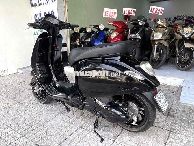 📣 Piaggio Vespa Sprint 125cc Đèn-Vuông Full Đen