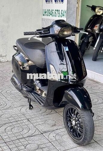 📣 Piaggio Vespa Sprint 125cc Đèn-Vuông Full Đen