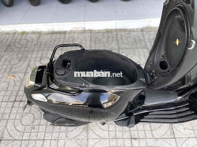 📣 Piaggio Vespa Sprint 125cc Đèn-Vuông Full Đen