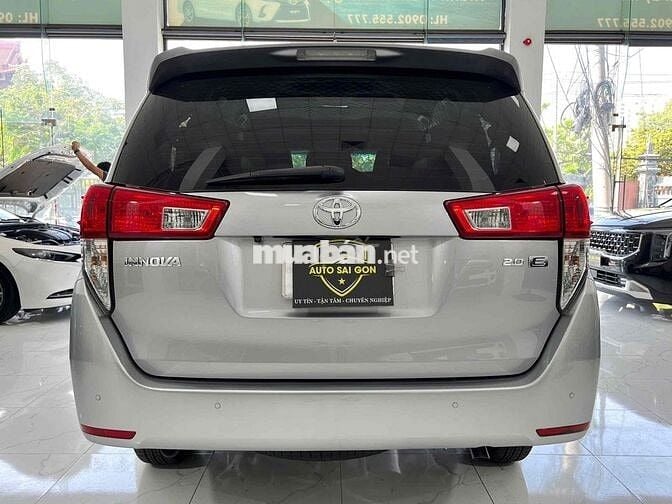 Toyota Innova 2.0E MT 2022 Bạc 85.000km